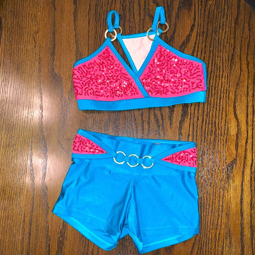 California Kisses - Child’s Dance/Gymnastics Outfit - Size (C)M